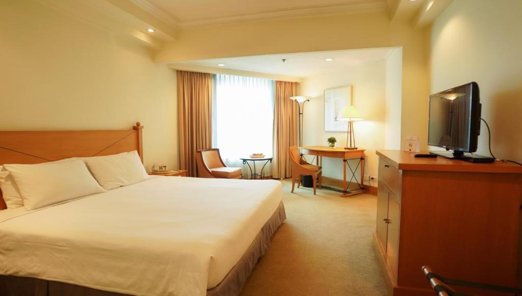 The Heritage Hotel Manila - Deluxe King Room
