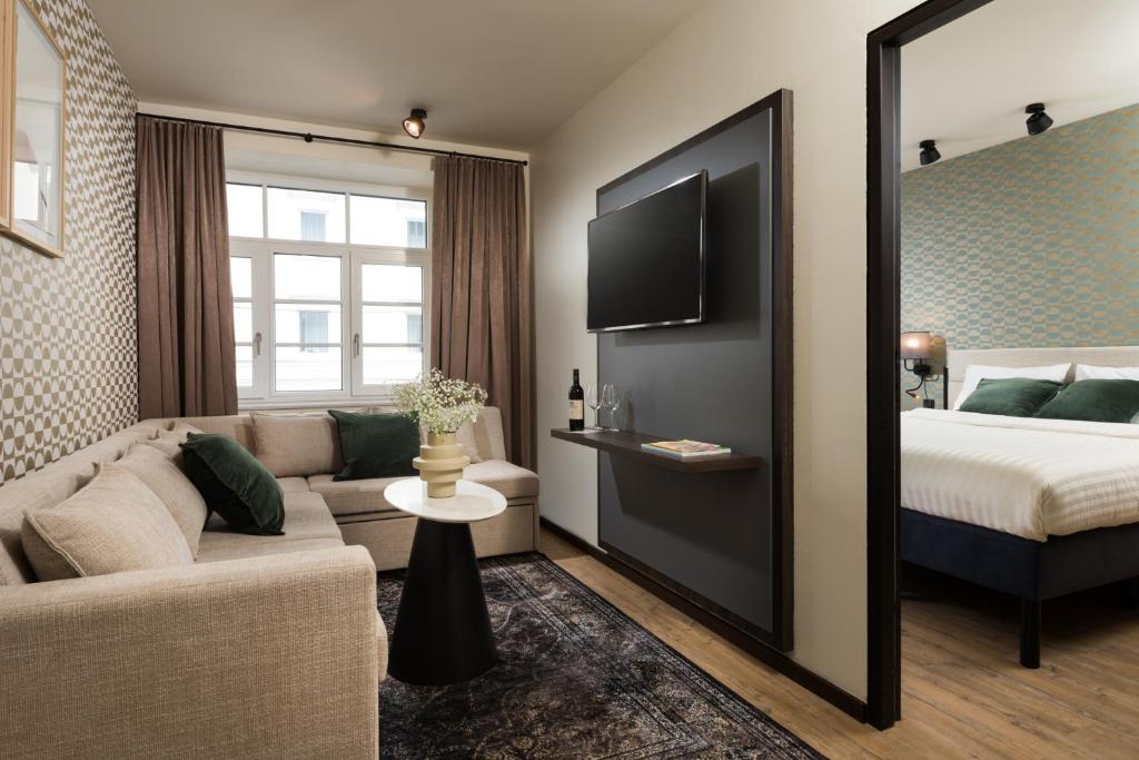 A bed or beds in a room at master Mirabell