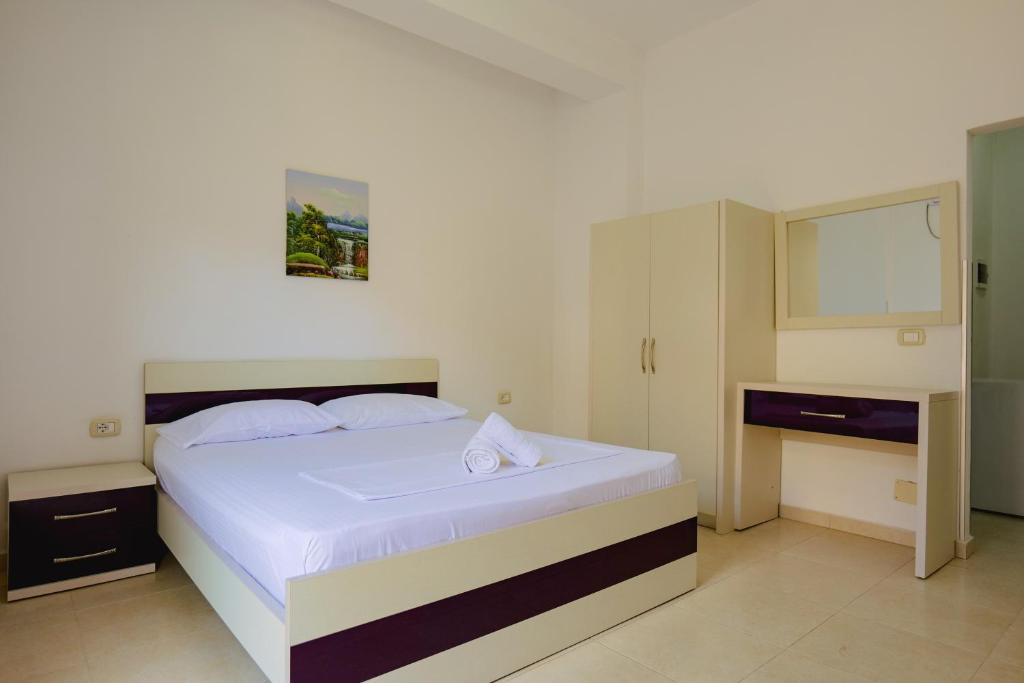 Hotel Argjiro - Image 8