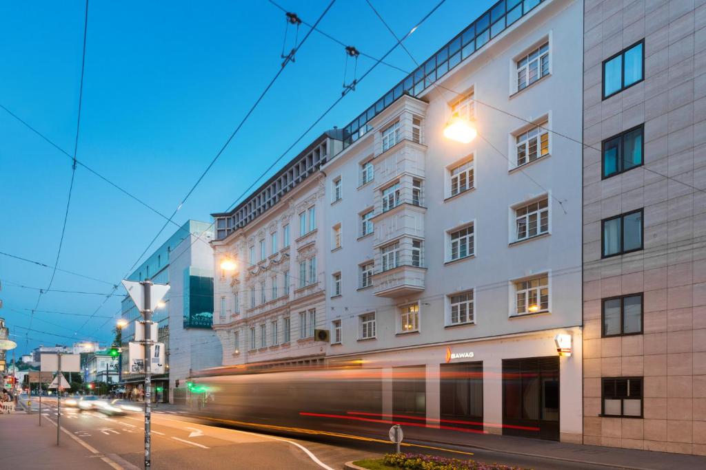The building in which Az apartmant is located