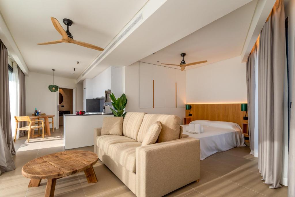 Apartahoteles Hotel Apartamentos Hamus en Conil de la Frontera, Andalucía