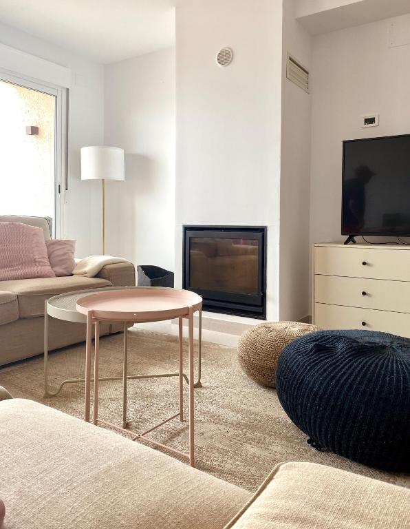 Modern beachfront townhouse (El Perelló) – oppdaterte priser ...