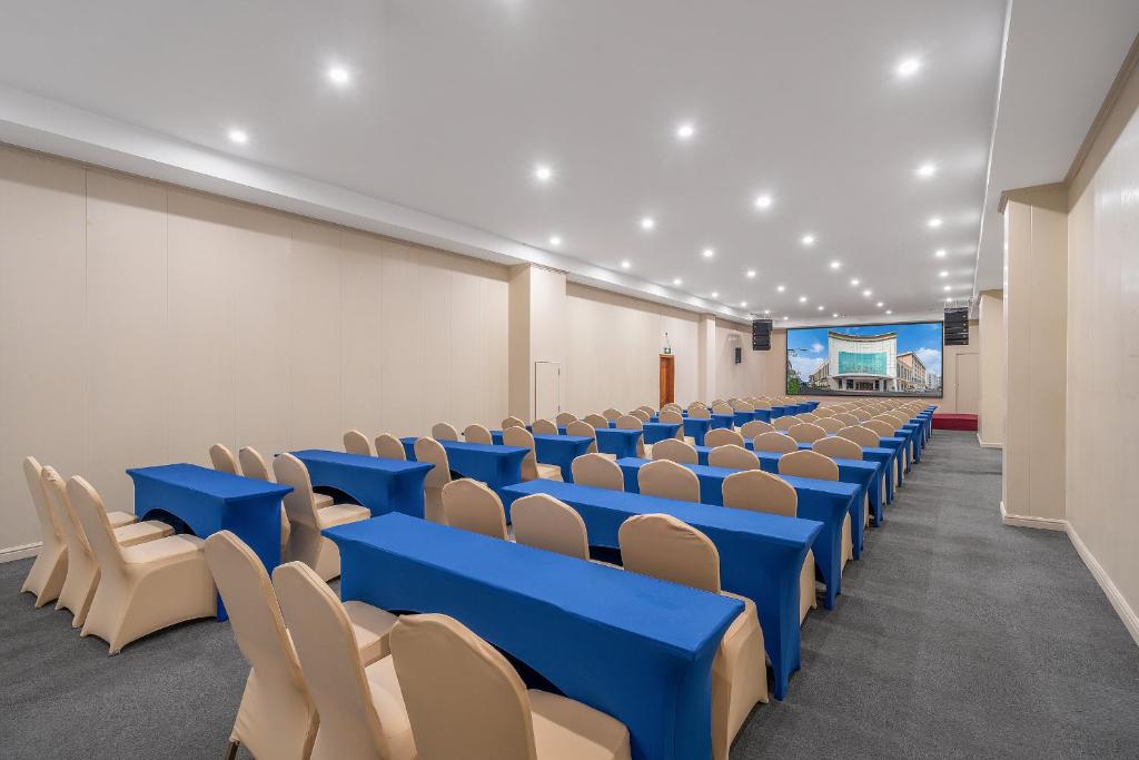 Konferenční prostory v ubytování Guangzhou Baiyun Airport Rejoice by Argyle Hotel Rehe Metro Exit B --Free shuttle bus is provided during the 137th Canton Fair