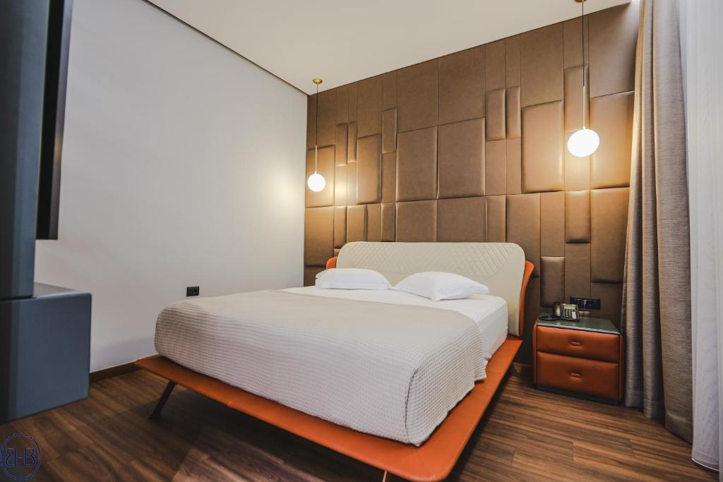 Postel nebo postele na pokoji v ubytování Hotel Saranda Butrinti, Affiliated by Melia