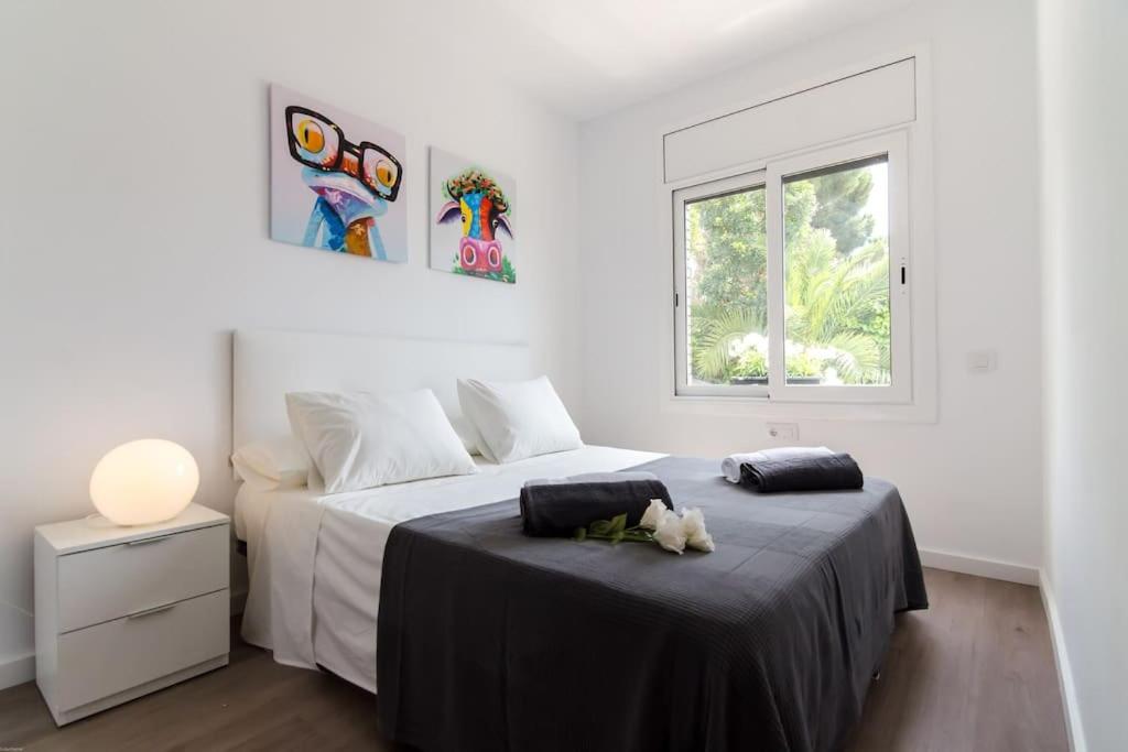 Fotografie z fotogalerie ubytování Villa Luxury piscina y cascada 2 min de la playa v destinaci Lloret de Mar