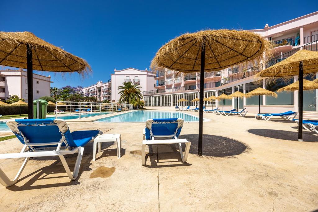 St. James Apartment, Luz (updated prices 2024)