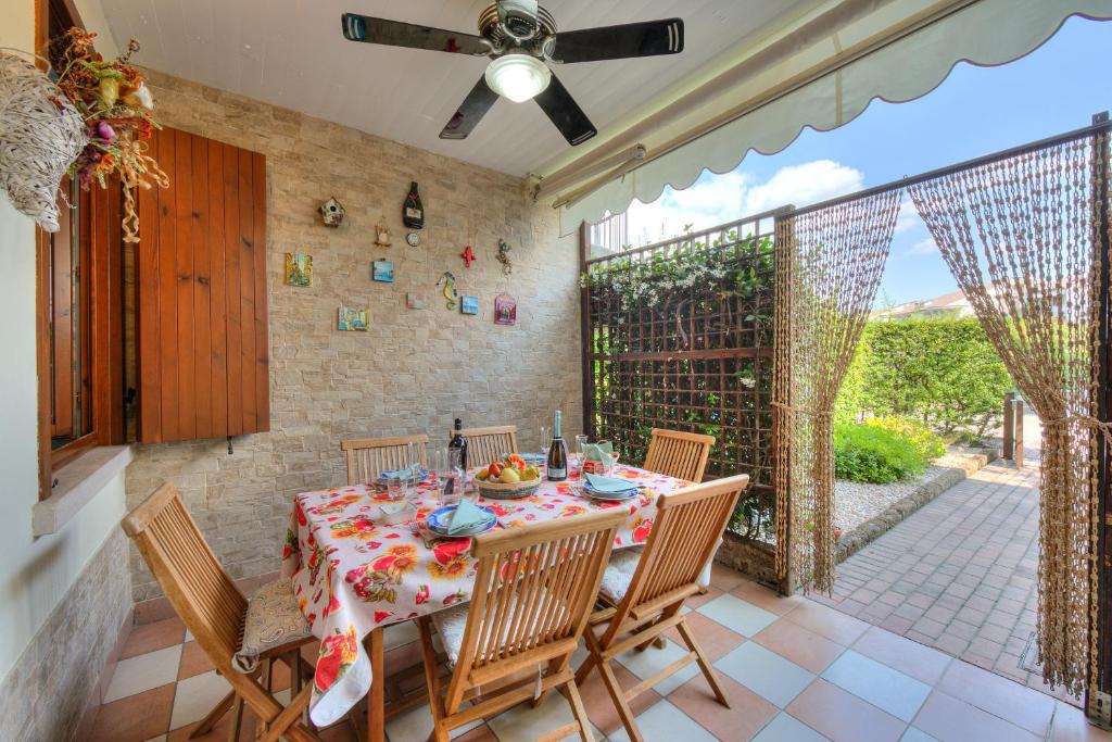 Patio alebo iná vonkajšia časť ubytovania Residenza Verde - Happy Rentals