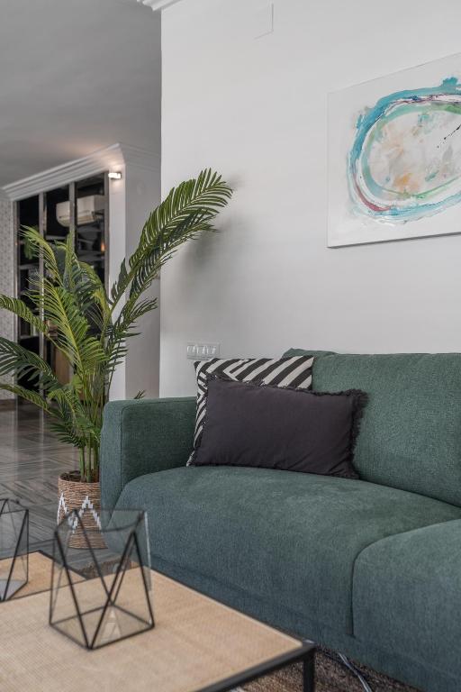 Posezení v ubytování tuGuest Gran Vía 24 Apartment
