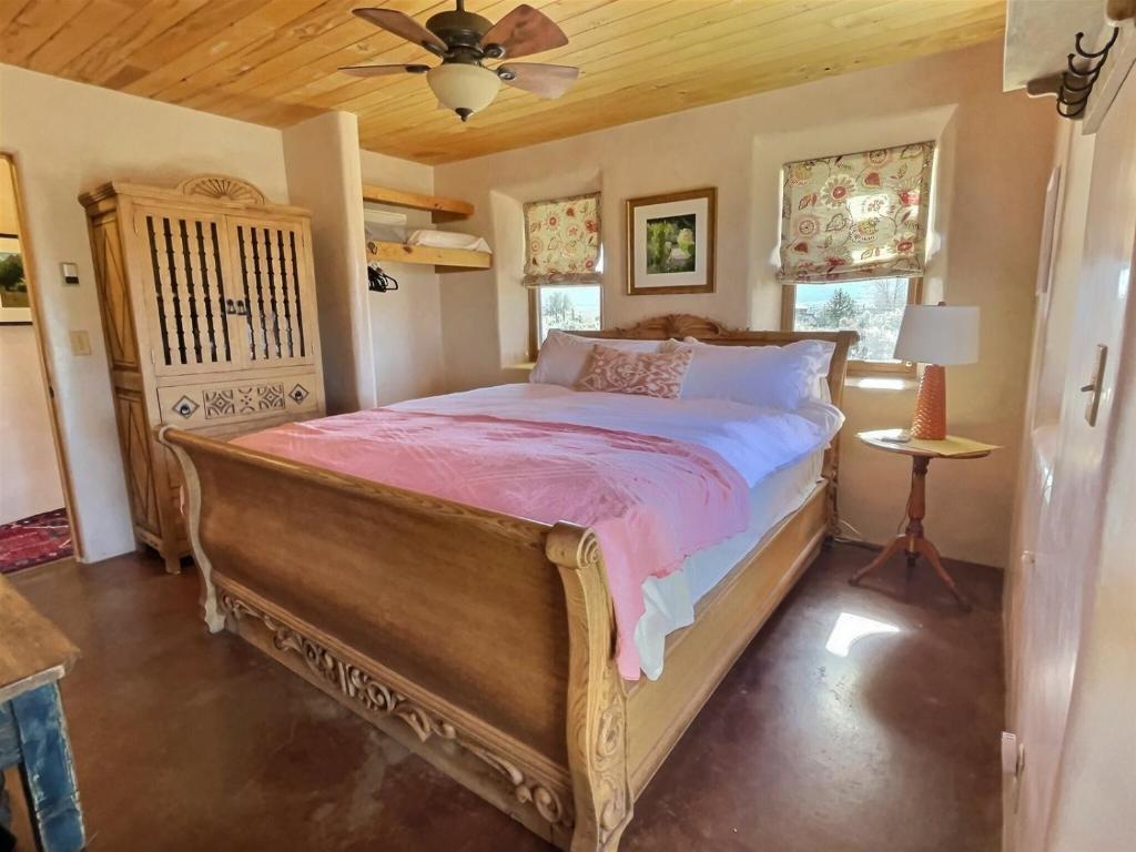 110 Blueberry Hill Rd, El Prado (updated prices 2024)