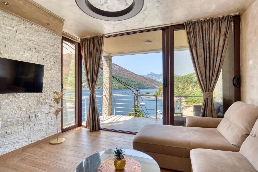 Apartmani Nikic -Tivat - 2