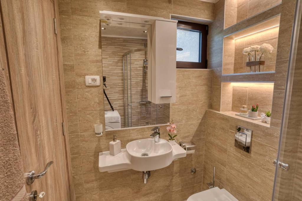 Apartmani Nikic -Tivat - 12