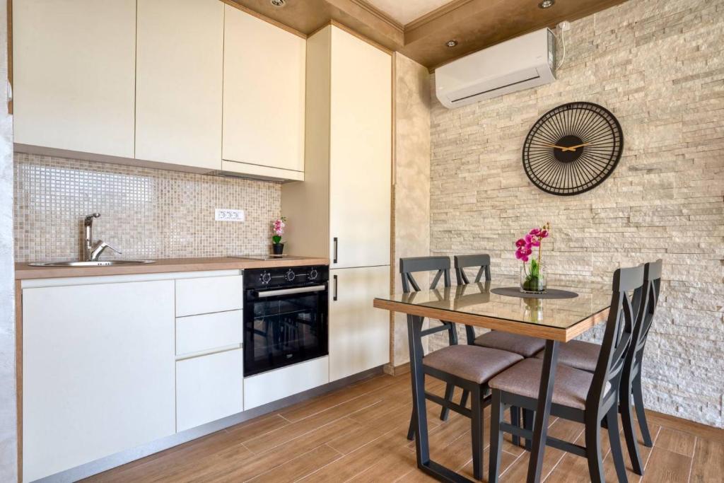 Apartmani Nikic -Tivat - 8