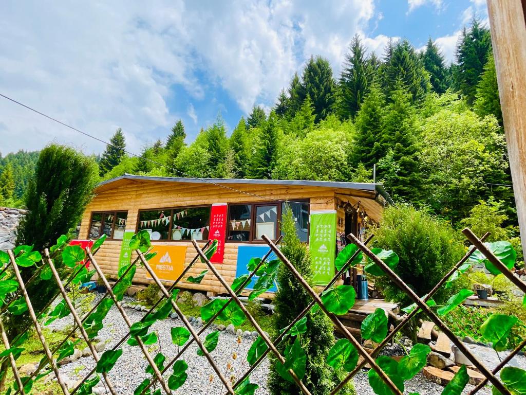 Zahrada ubytování Wooden Huts In Mestia