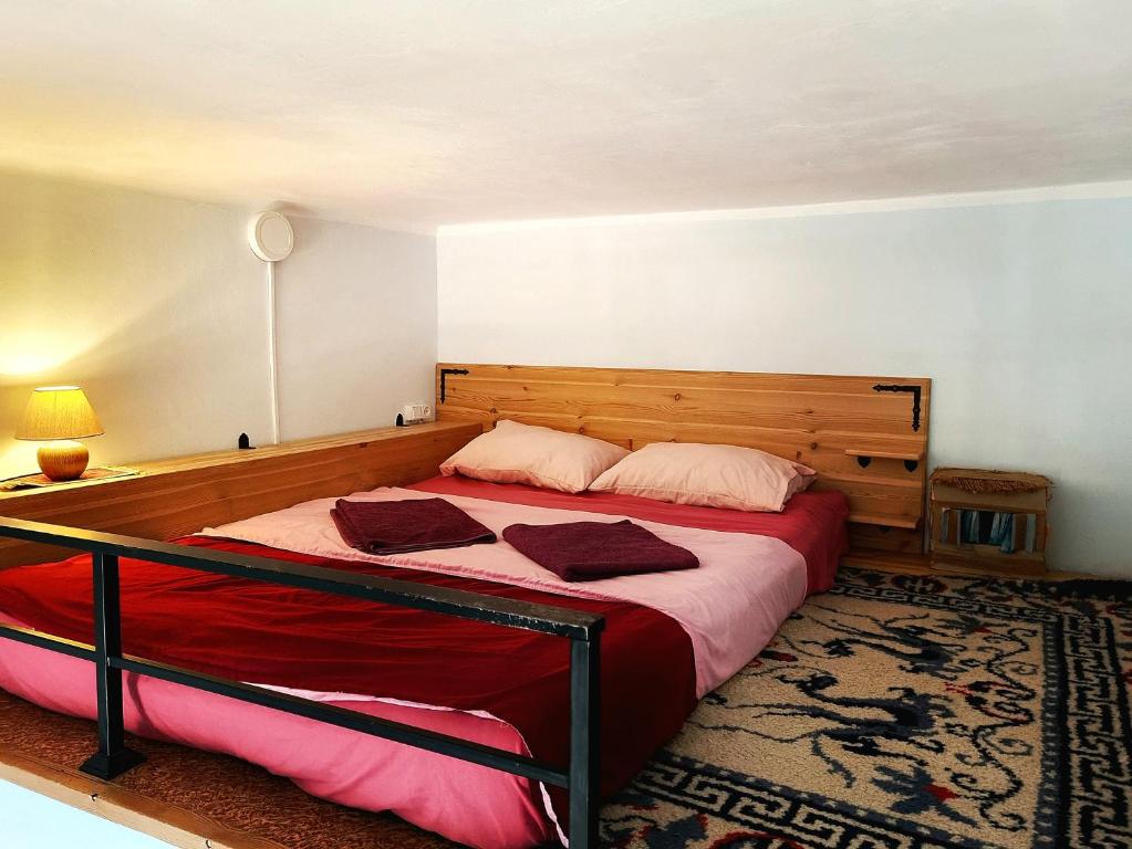 Postel nebo postele na pokoji v ubytování Namaste Hostel