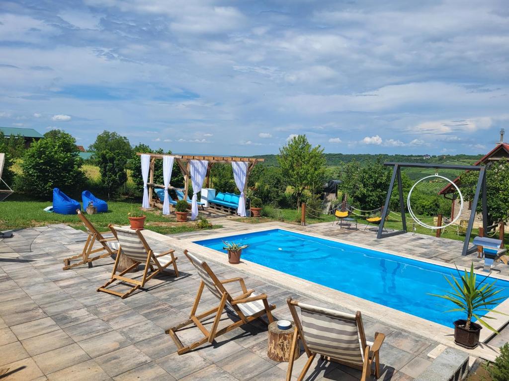 Bazén v ubytování Vila Stancevic wellness nebo v jeho okolí