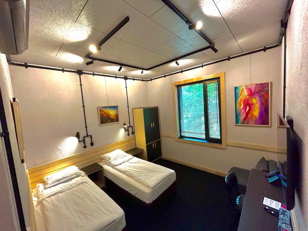 Art Hotel 158 - Çift Kişilik Oda Ayrı Yataklar