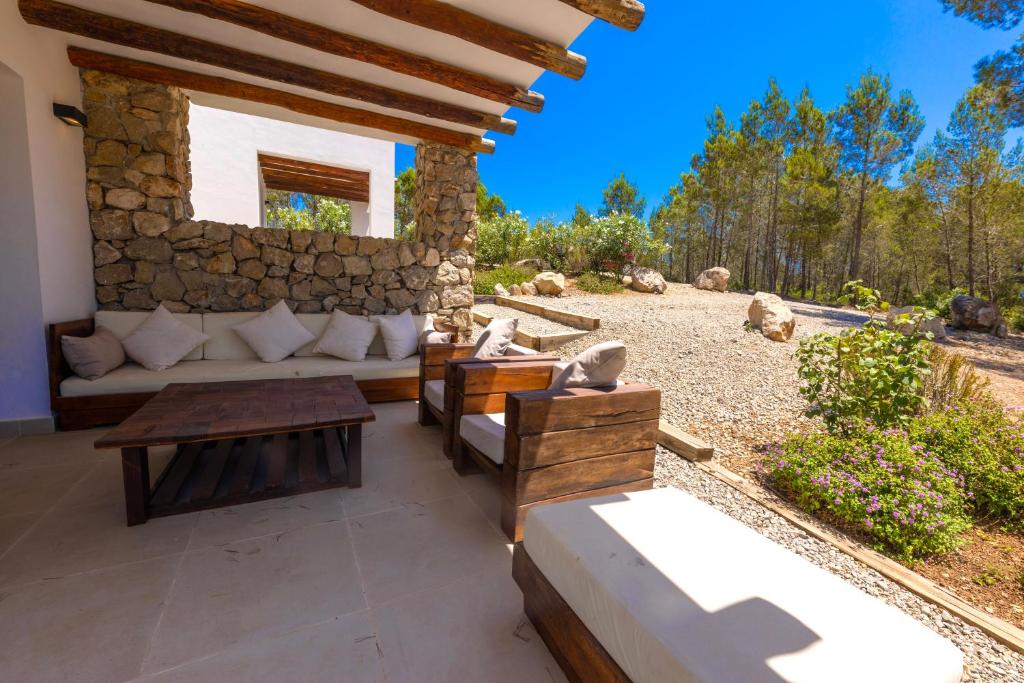 Villa Tranquilo peaceful place, Puerto de San Miguel, Spain ...