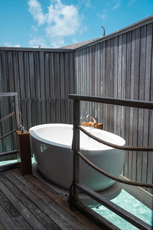 Constance Moofushi Maldives - All Inclusive - 18