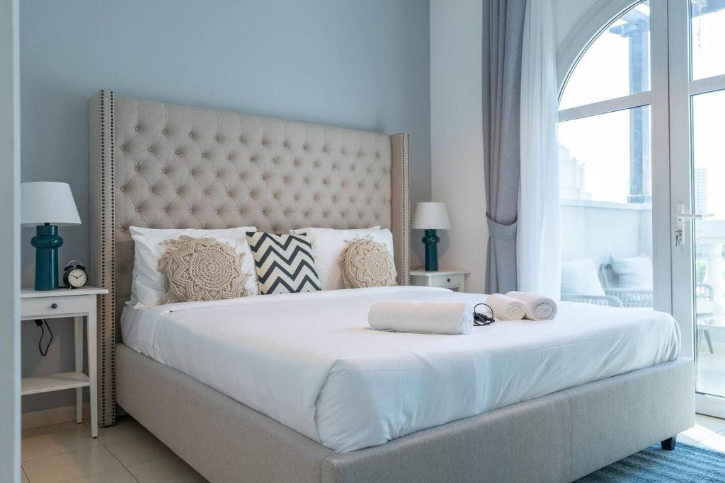 Fotografie z fotogalerie ubytování Hey Over here! I'm a lovely 2BR Perfect for 4! v Dubaji