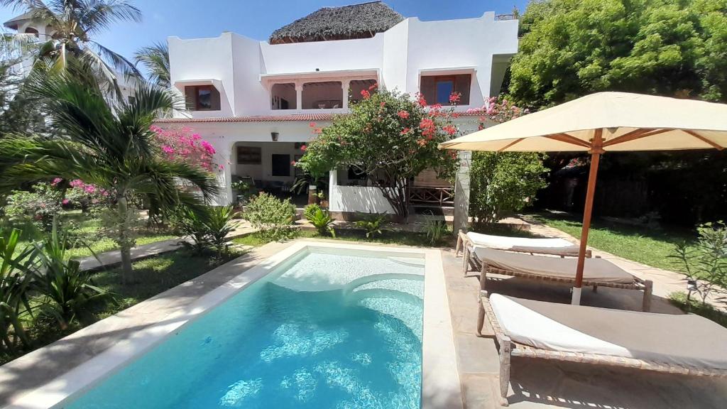 Bazén v ubytování Pucci House Watamu nebo v jeho okolí