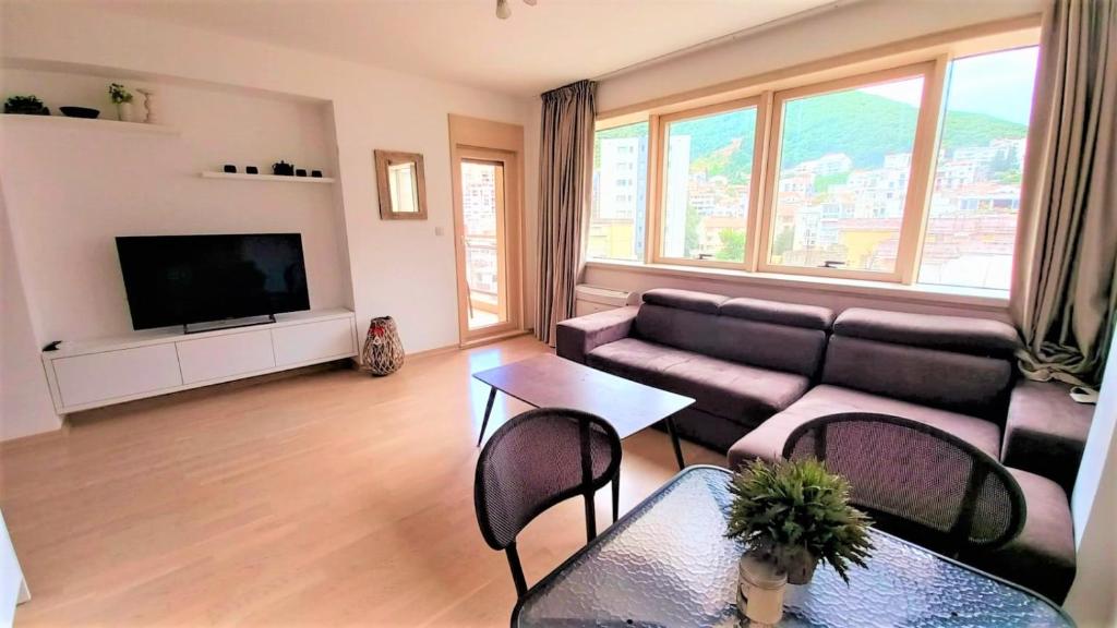 BUDVA CENTER ONE BEDROOM APARTMENT, Budva (updated prices 2024)
