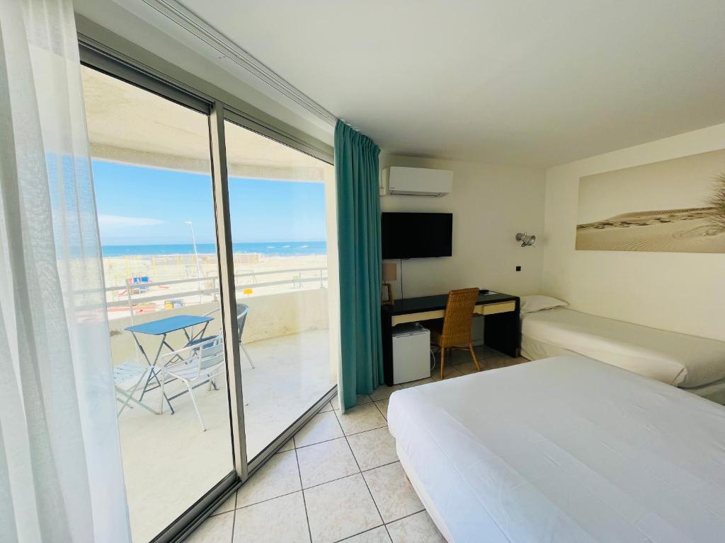 Brasilia Hôtel - Standard Triple Room With Sea View