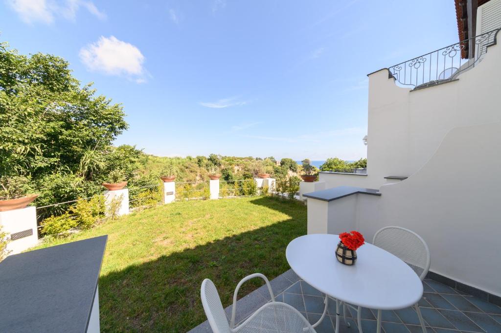 Vonkajšia záhrada v ubytovaní Sorgeto Garden