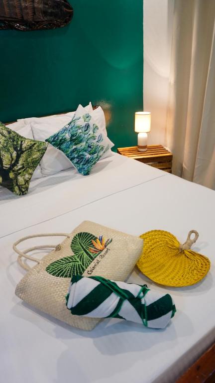 Postel nebo postele na pokoji v ubytování La Colonial Resort
