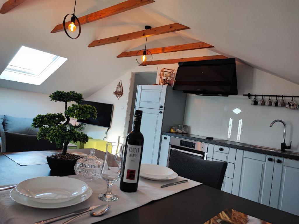 Dapur atau dapur kecil di Apartman Solis