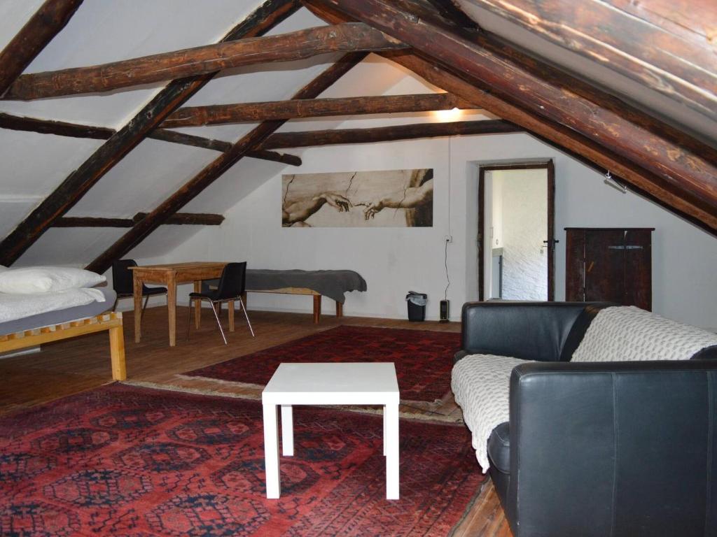 Room in Apartment - Casa Coerente Cavergo attic room (Cevio) – oppdaterte  priser for 2023
