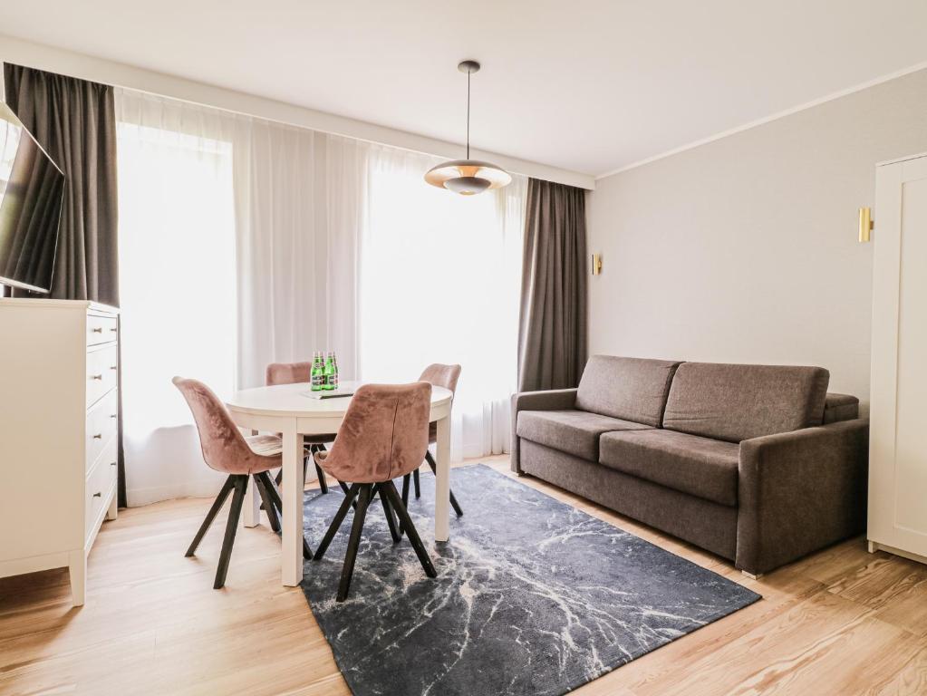 Baltic Gdansk OLD TOWN by St Mary s Church - Resim 19