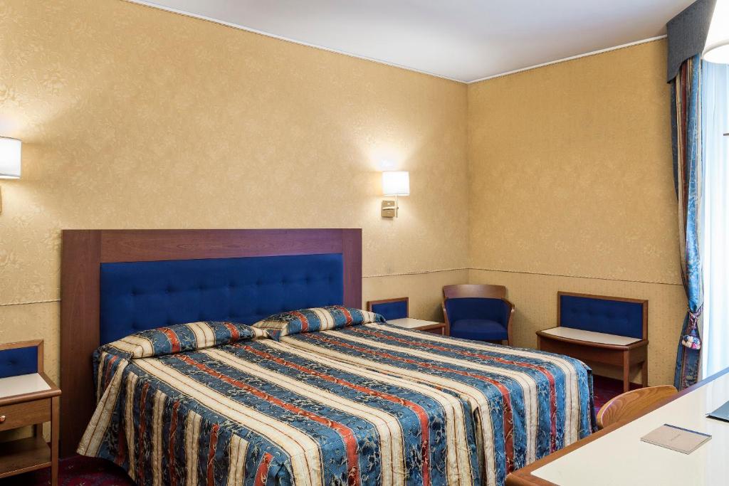 Hotel Des Etrangers - Resim 13