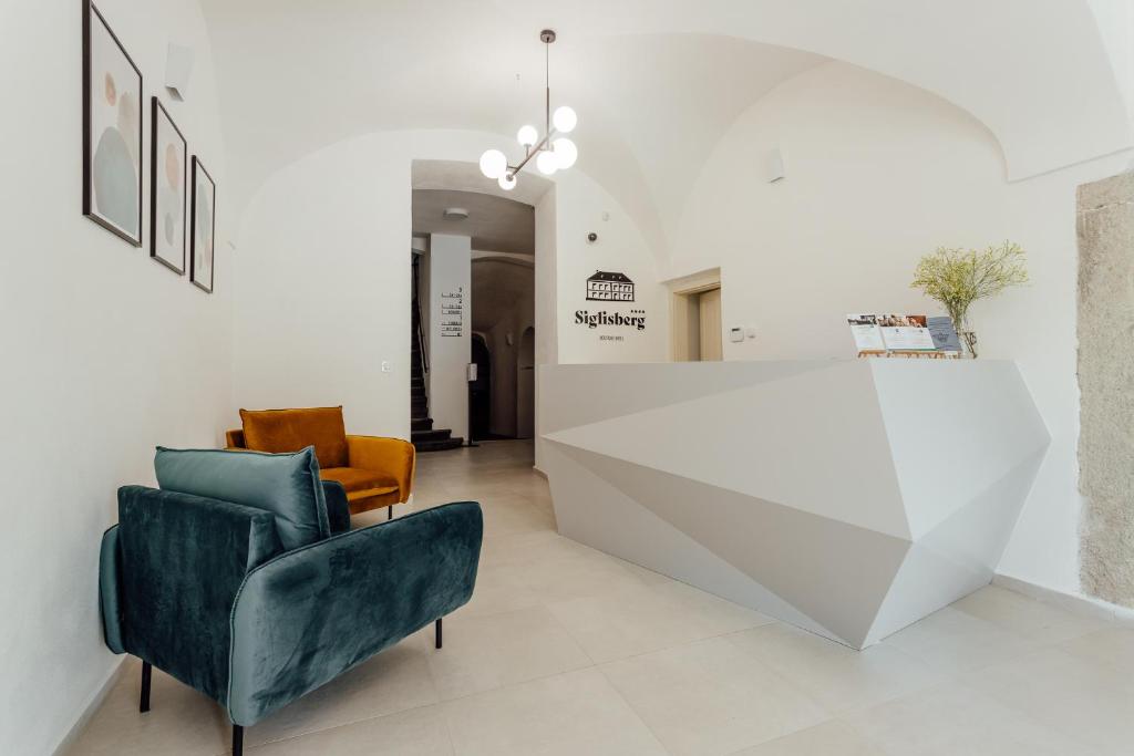 A seating area at Boutique Hotel Siglisberg