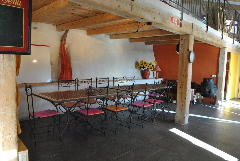 Imagen de la galería de Gite De Groupe, en Bargème