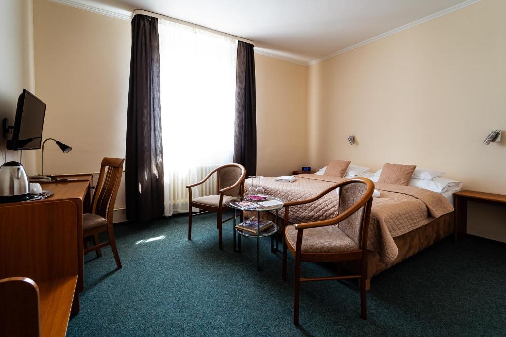 Telewizja i/lub zestaw kina domowego w obiekcie Hotel Panorama