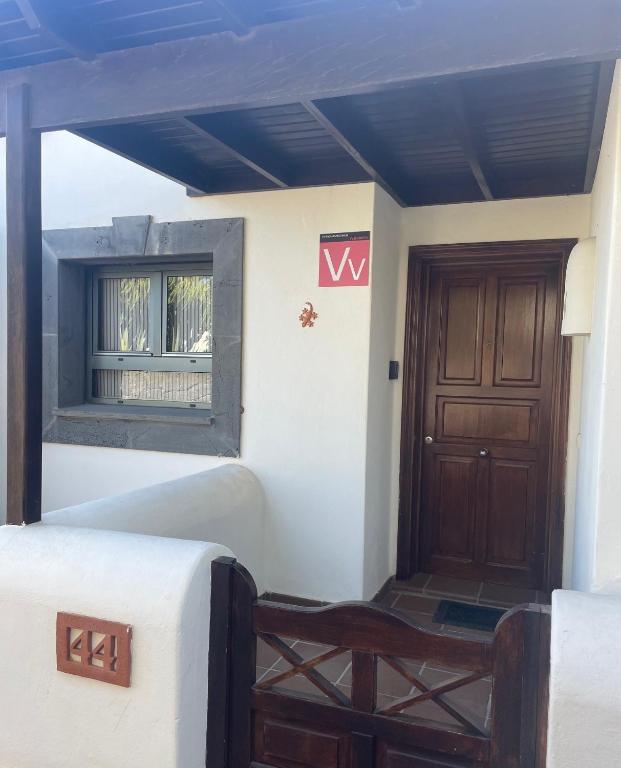 Fotografie z fotogalerie ubytování Villa Tania - Villa independiente con piscina privada v destinaci Playa Blanca