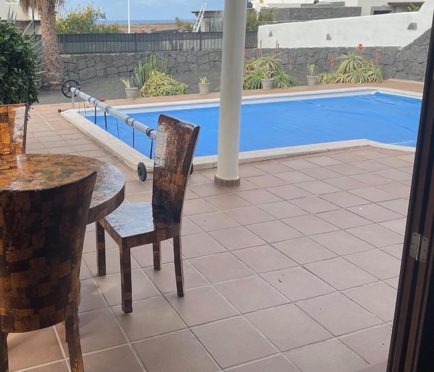 Bazén v ubytování Villa Tania - Villa independiente con piscina privada nebo v jeho okolí