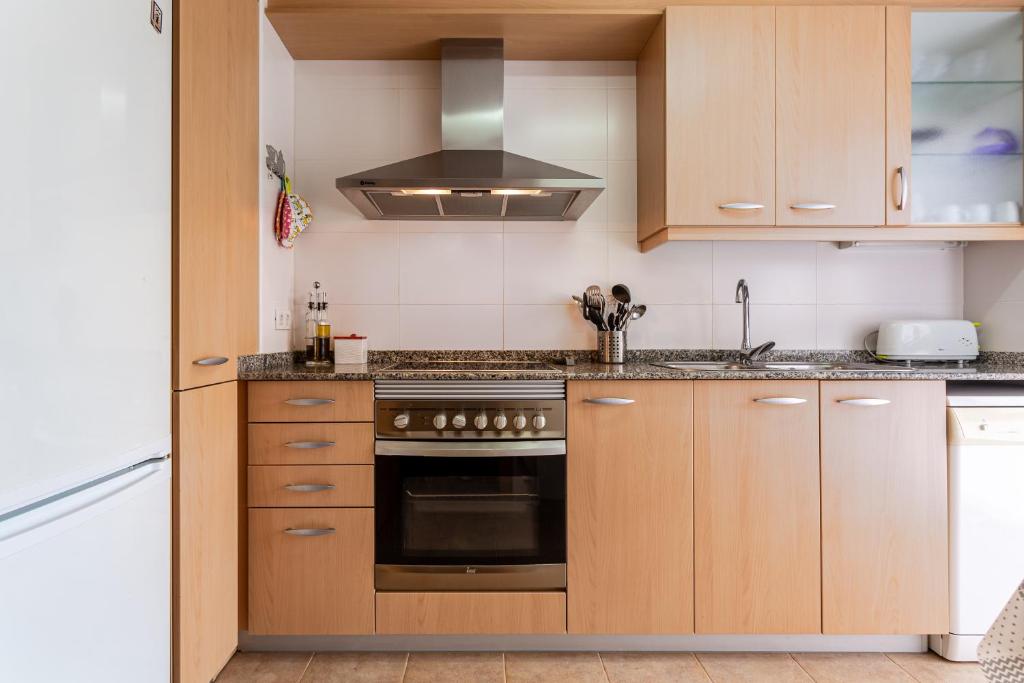Kuchyňa alebo kuchynka v ubytovaní Apartamento Narcis