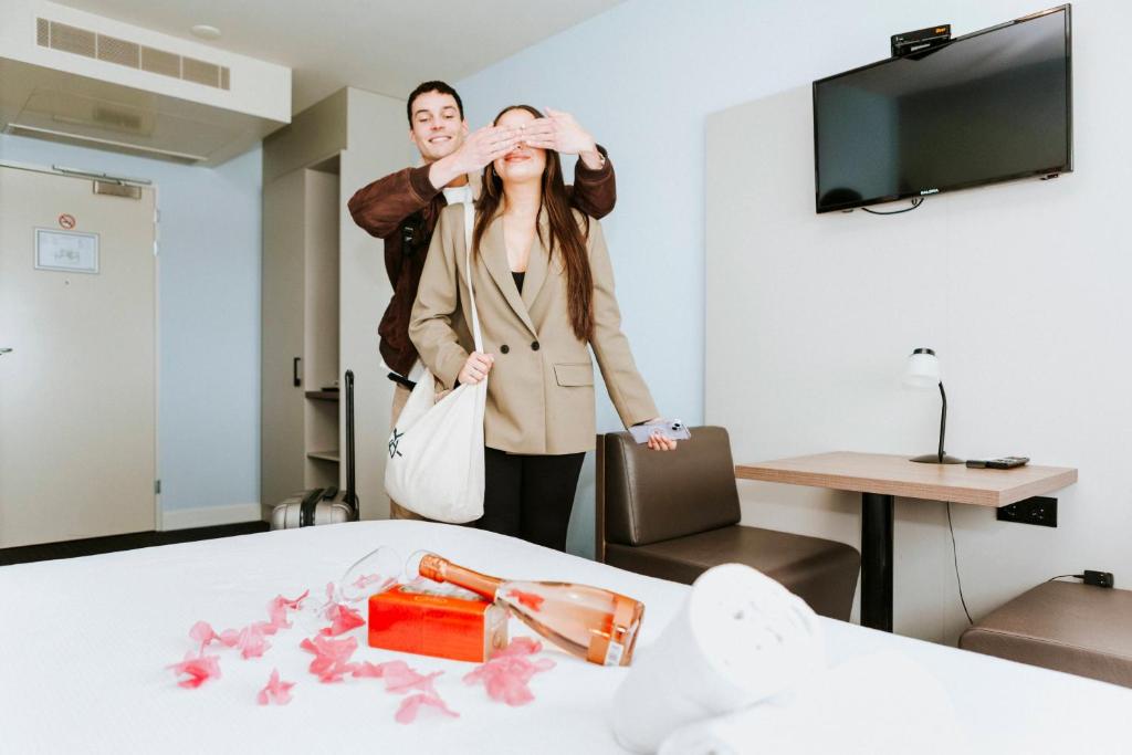 Rotterdam Teleport Hotel - King-Zimmer Mit Stadtblick