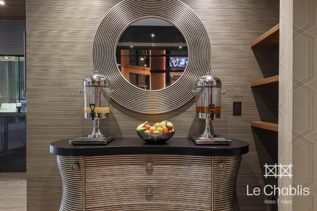 Fotografie z fotogalerie ubytování Hotel Le Chablis Cadillac v Montrealu