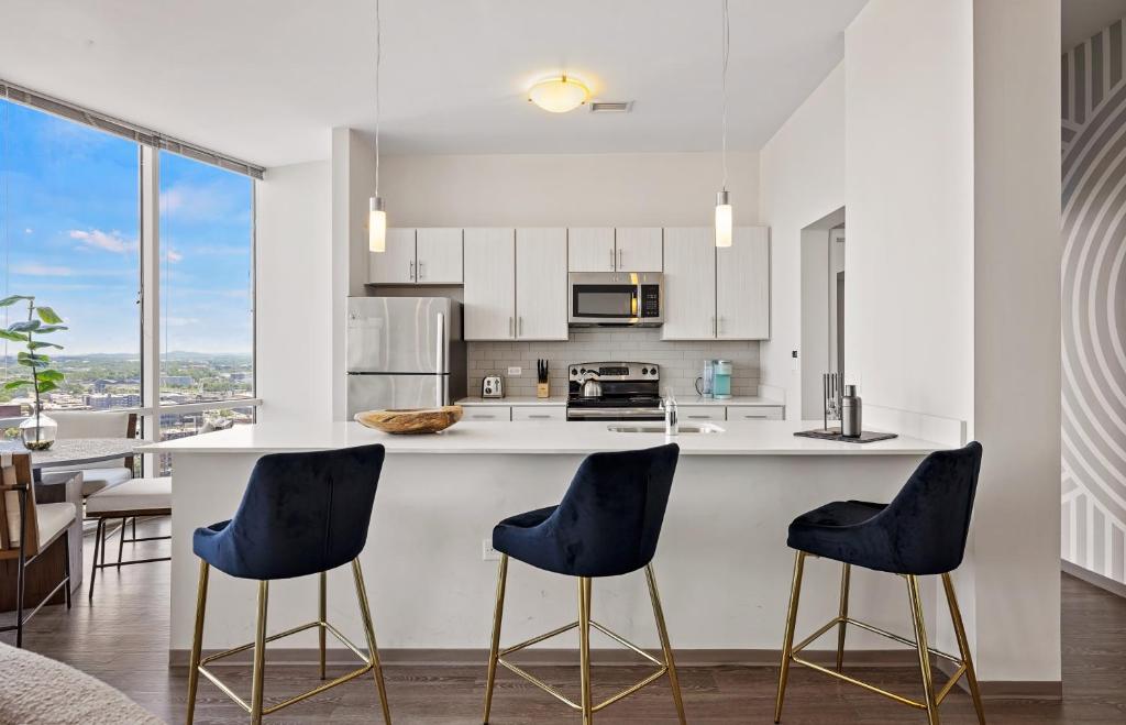 Placemakr Premier SoBro photo