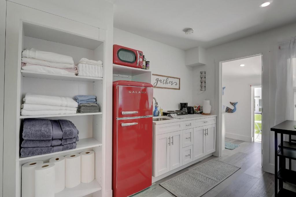 Private Studio Tucked Away on a Private Compound - Studio