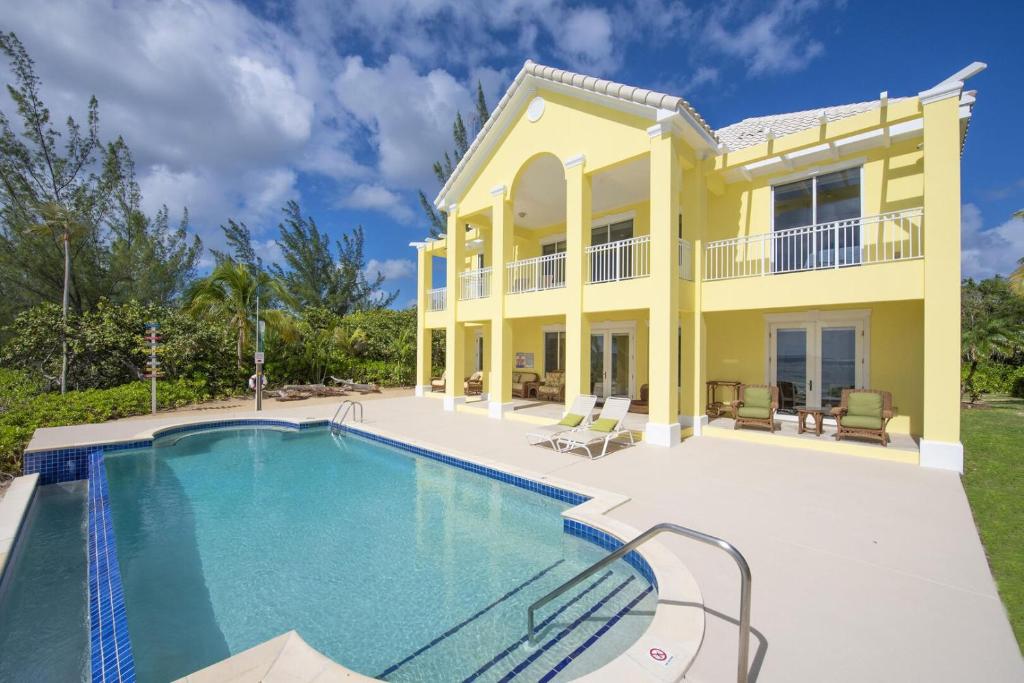 HIdden Treasure by Grand Cayman Villas & Condos, Half Moon Bay