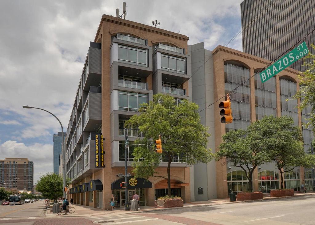 Littlefield Lofts #507