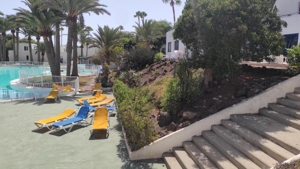 Bazén v ubytovaní Alojamientos Playa Centro Corralejo a alebo v jeho blízkosti
