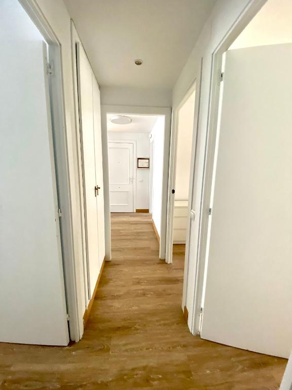 Fotografie z fotogalerie ubytování Apartamento con 3 habitaciones, terraza y jardin comunitario con piscina en Sant Antoni de Calonge v destinaci Sant Antoni de Calonge