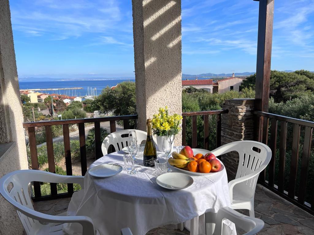 Balkón alebo terasa v ubytovaní Stintino sea front apartments B