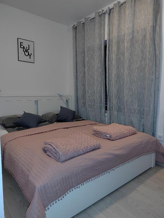 Posteľ alebo postele v izbe v ubytovaní Hill apartman - MAKSIMIR Rebro