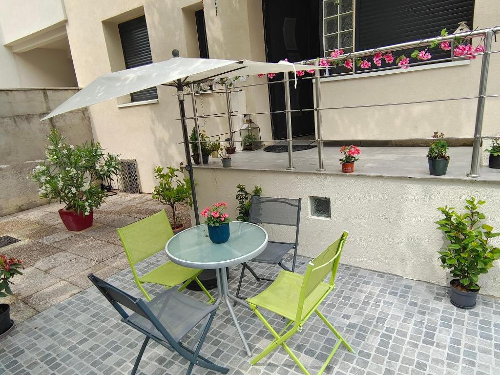 Maison Style Paris, Pierrefitte-sur-Seine – Updated 2023 Prices