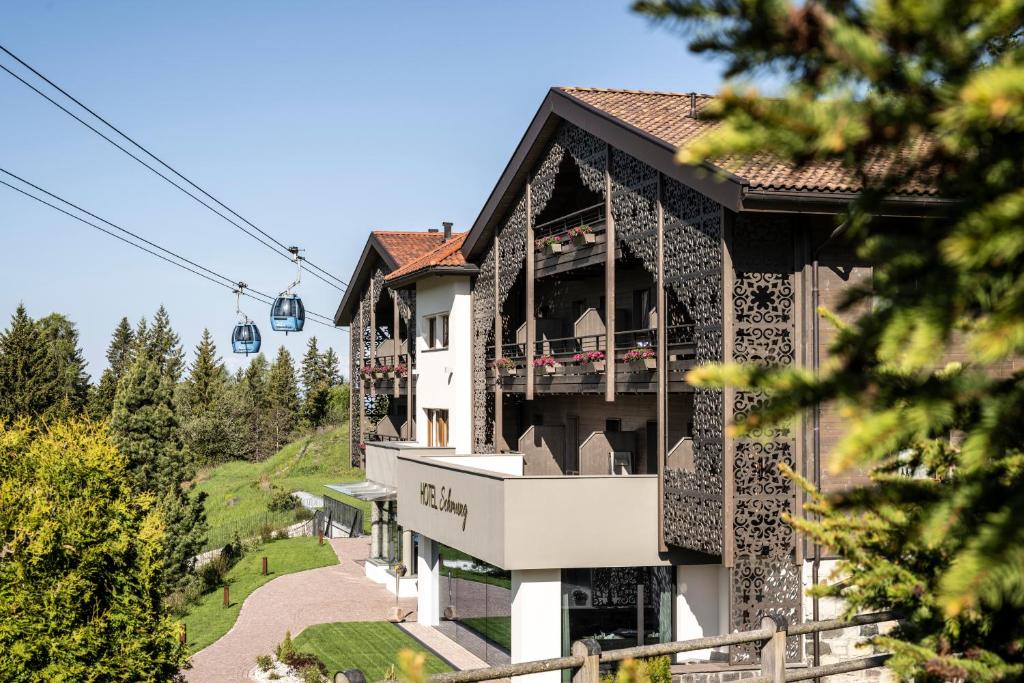 Budynek, w którym mieści się hotel